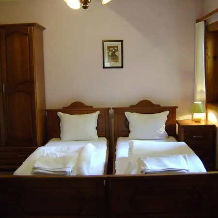 Hotel Todorini Kashti 2*