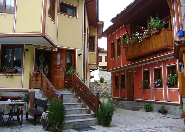 Hotel Todorini Kashti 2*